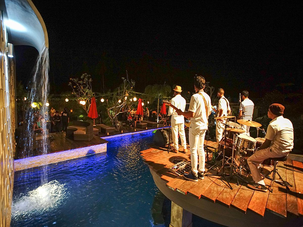Pipe Dream Villas Resort Kuta (Lombok) Exterior foto